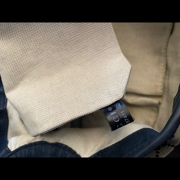 Gucci Crossbody Bag Authentic-pre owned - Picture 5 of 6